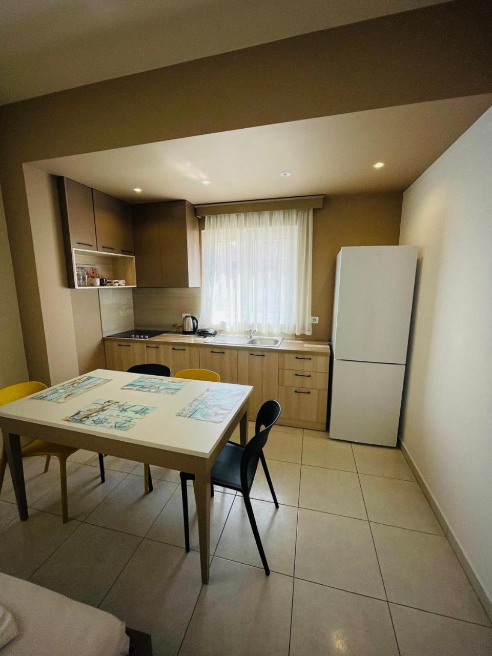 Eliona Apartments Sarande Luaran gambar